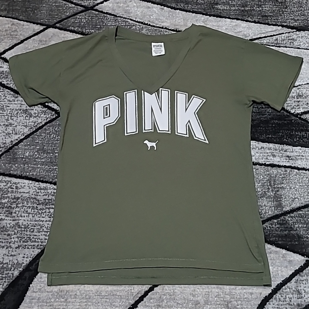 VS PINK 2018 CAMPUS SILVER SHINE V-NECK TEE-SHIRT